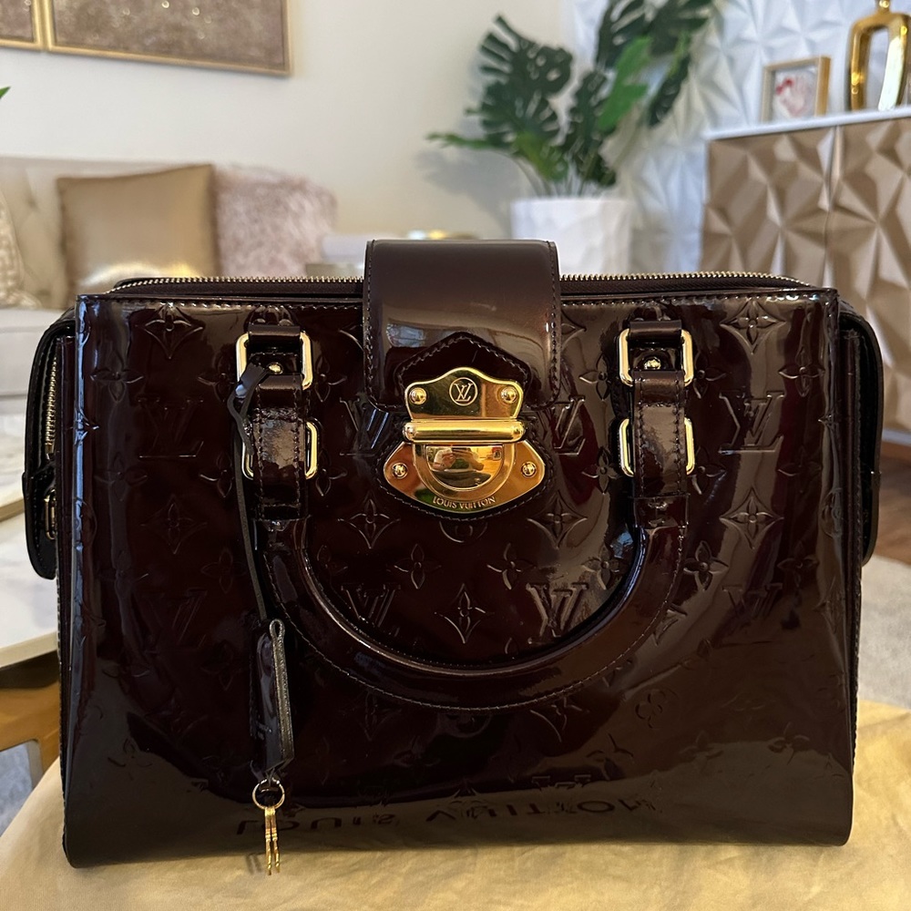 LV Melrose in perfect condition